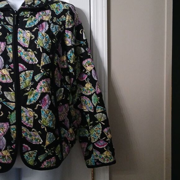 R.Q.T.  light weight Chinese folding fan print quilted jacket Sz S EUC - Picture 2 of 7